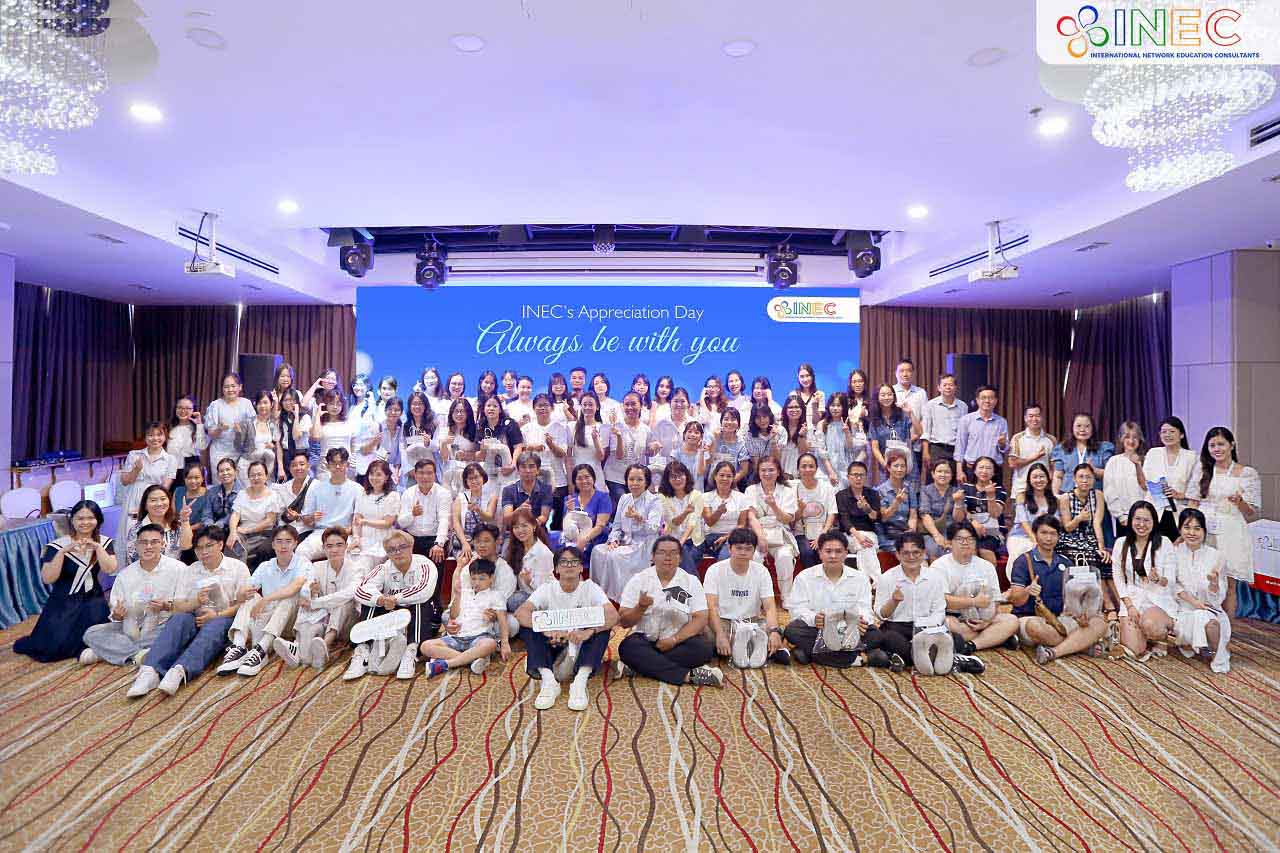 Một số du học sinh INEC tại tiệc hướng dẫn trước khi bay kỳ thu năm học 2025-2026