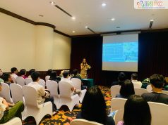 Ms. Jady Koh – Giám đốc Văn phòng tuyển sinh đại học của SMU đồng hành cùng học sinh Việt Nam tìm hiểu các lựa chọn ngành học của trường